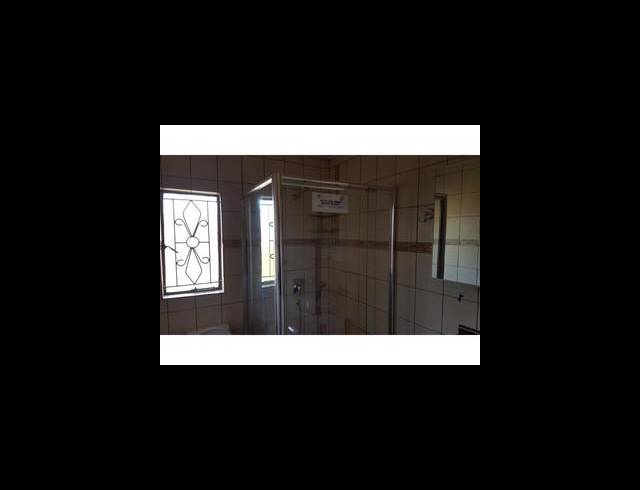 3 BEDROOM HOUSE TO LET IN ORIENT HEIGHTS